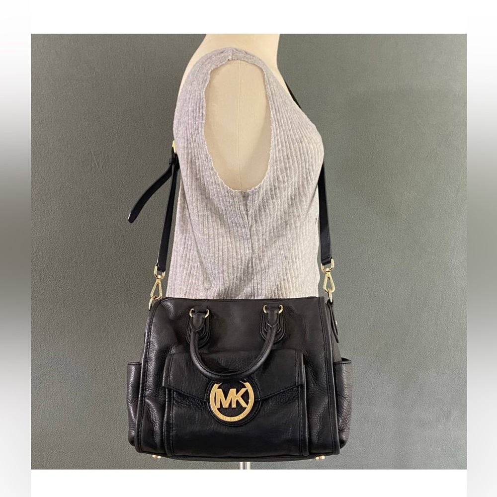 MICHAEL KORS Margo Black Leather Shoulder Satchel Messenger Handbag